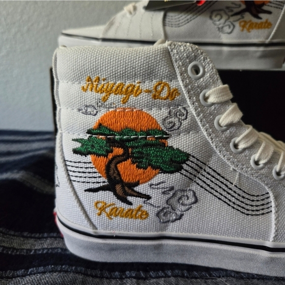 VANS  COBRA KAI SK8-HI Women 5 Miyagi Do LaRusso White canvas NWT 022025 - Picture 4 of 12